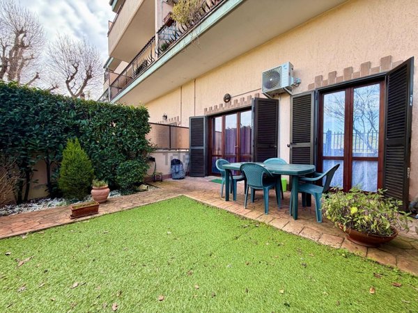 appartamento in vendita a Guidonia Montecelio in zona Marco Simone