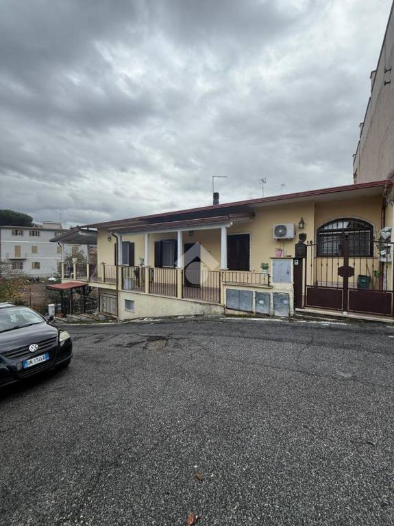 appartamento in vendita a Guidonia Montecelio in zona Guidonia