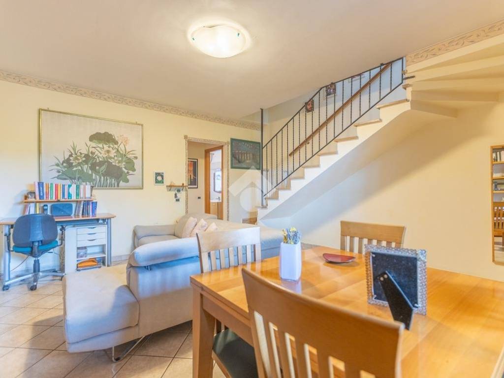 casa indipendente in vendita a Guidonia Montecelio