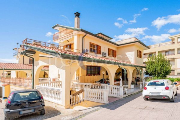 casa indipendente in vendita a Guidonia Montecelio