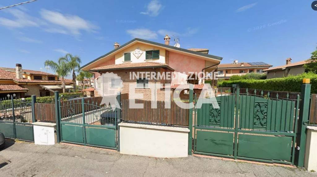 casa indipendente in vendita a Guidonia Montecelio in zona Marco Simone