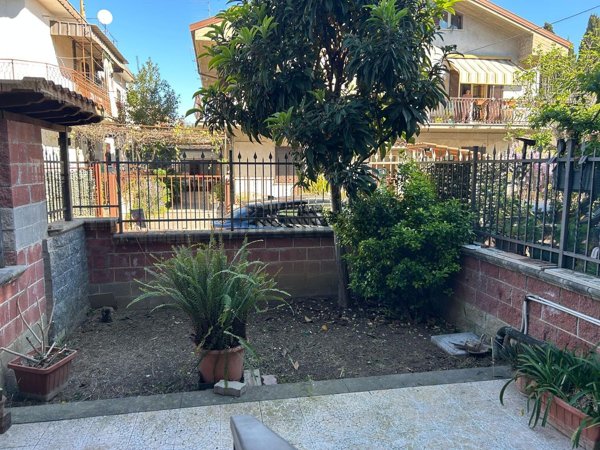 appartamento in vendita a Guidonia Montecelio in zona Villanova