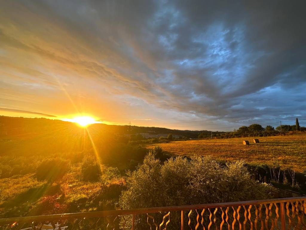 casa indipendente in vendita a Guidonia Montecelio in zona Pichini