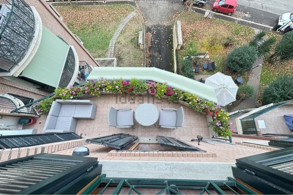 appartamento in vendita a Guidonia Montecelio in zona Guidonia