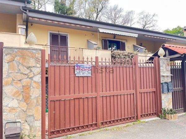 appartamento in vendita a Guidonia Montecelio in zona Marco Simone