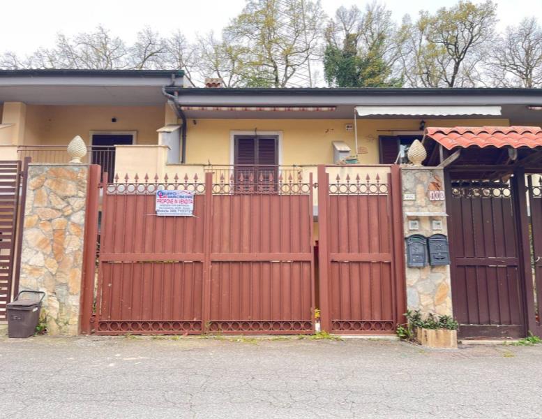 casa indipendente in vendita a Guidonia Montecelio in zona Marco Simone