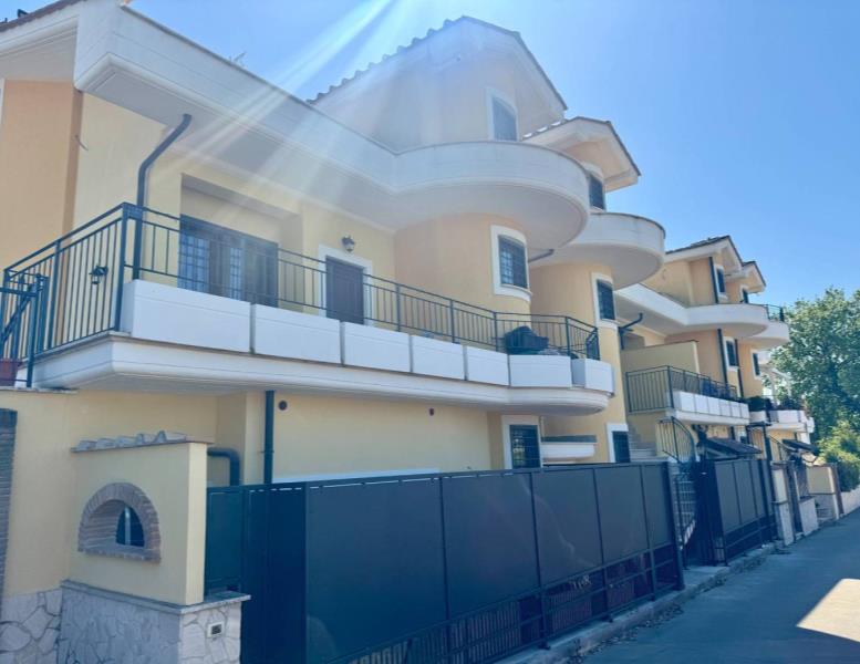 casa indipendente in vendita a Guidonia Montecelio