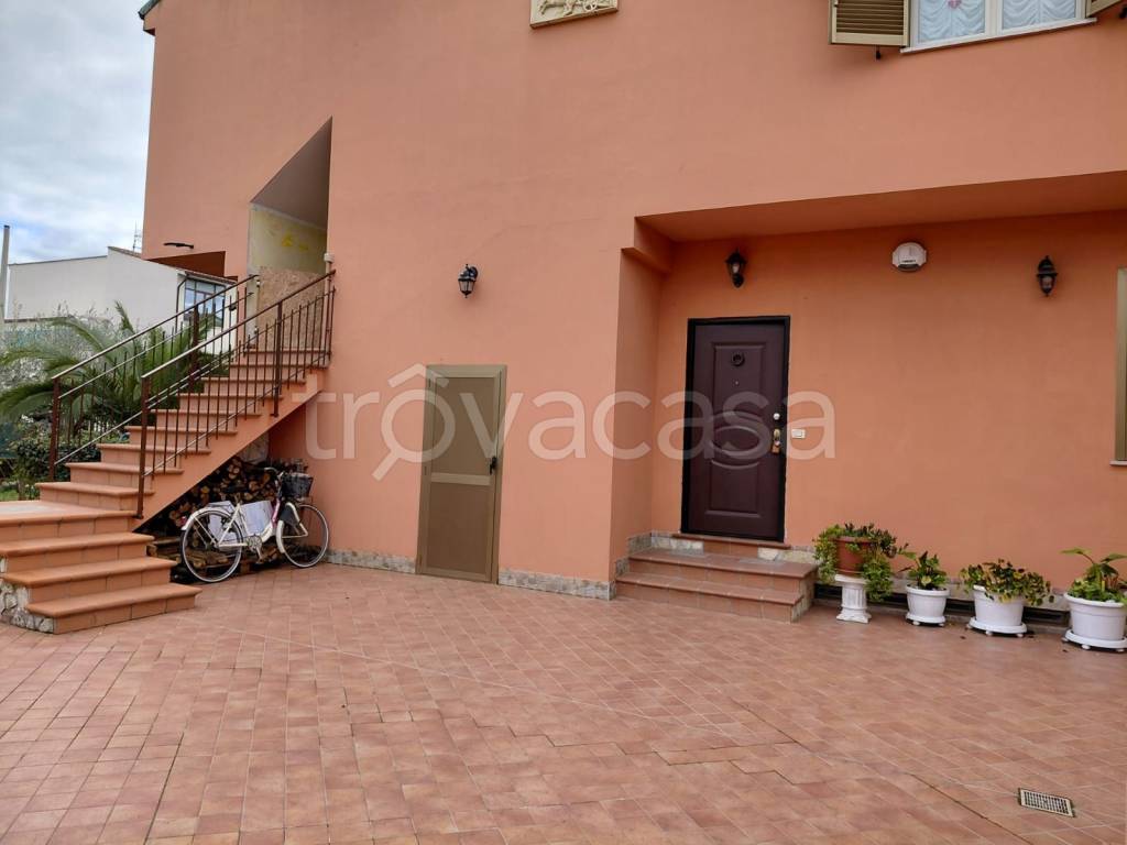 appartamento in vendita a Guidonia Montecelio in zona Villanova