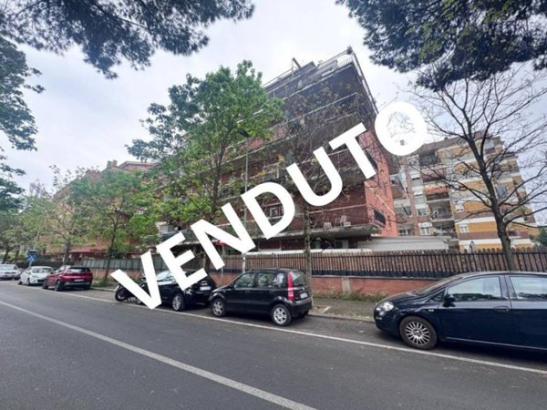 appartamento in vendita a Guidonia Montecelio in zona Colleverde