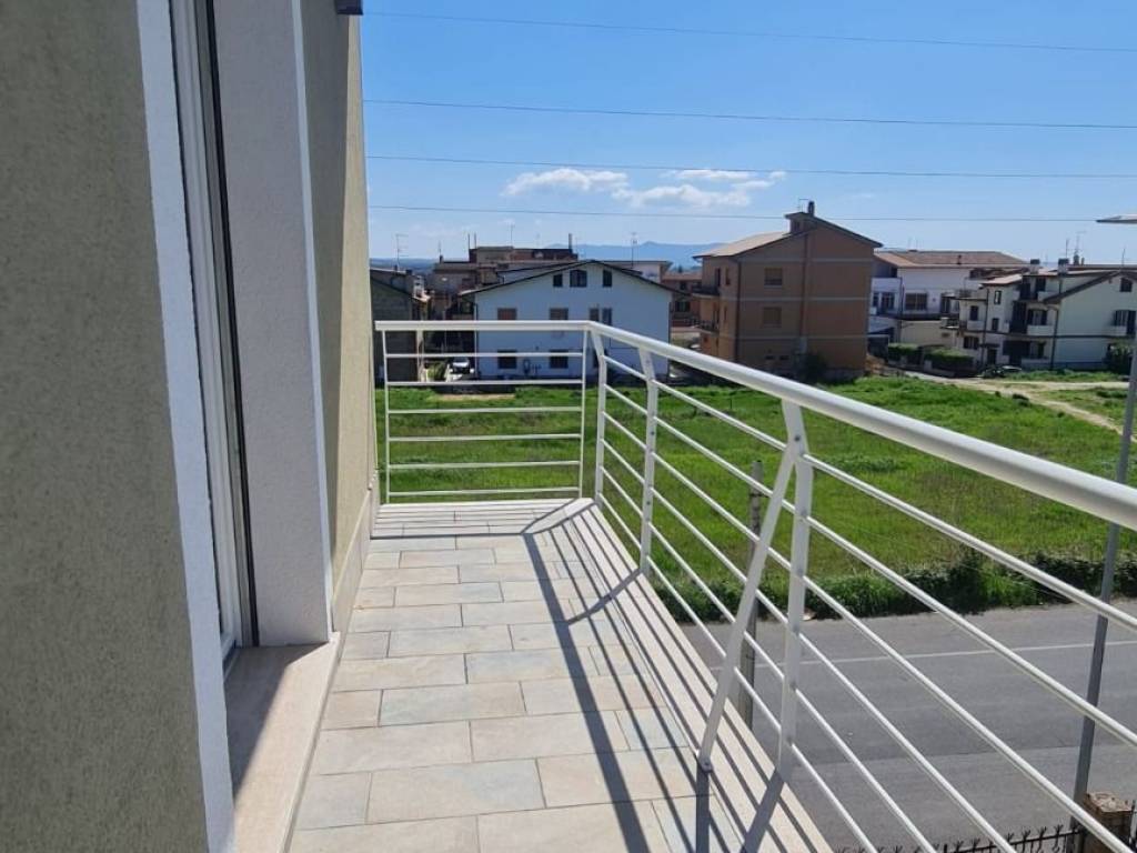 appartamento in vendita a Guidonia Montecelio in zona Villanova