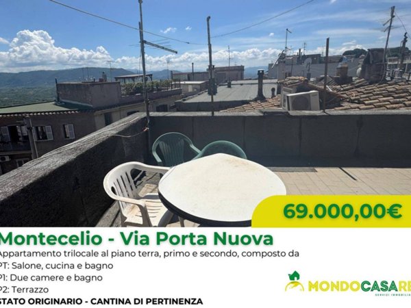 casa indipendente in vendita a Guidonia Montecelio in zona Montecelio