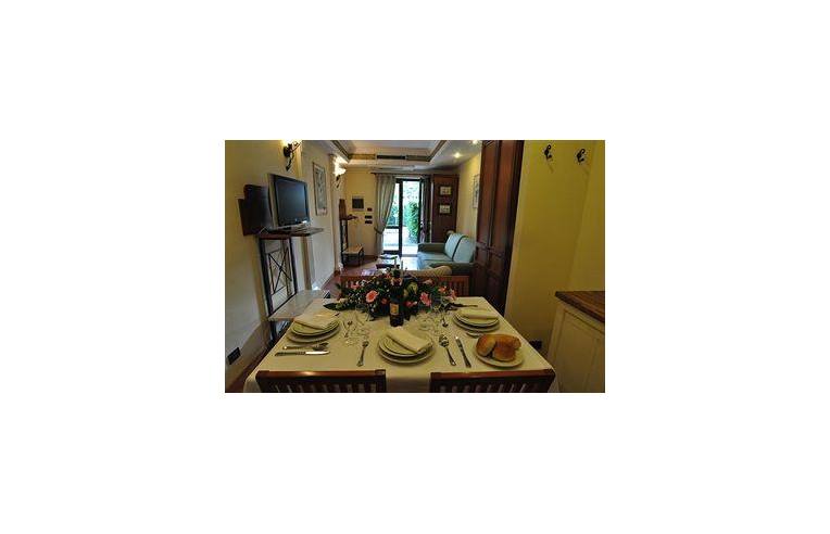 appartamento in vendita a Guidonia Montecelio in zona Marco Simone