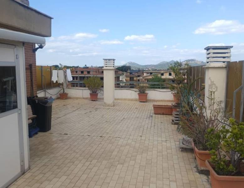 appartamento in vendita a Guidonia Montecelio in zona Guidonia