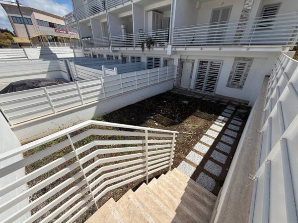 casa indipendente in vendita a Guidonia Montecelio in zona Setteville