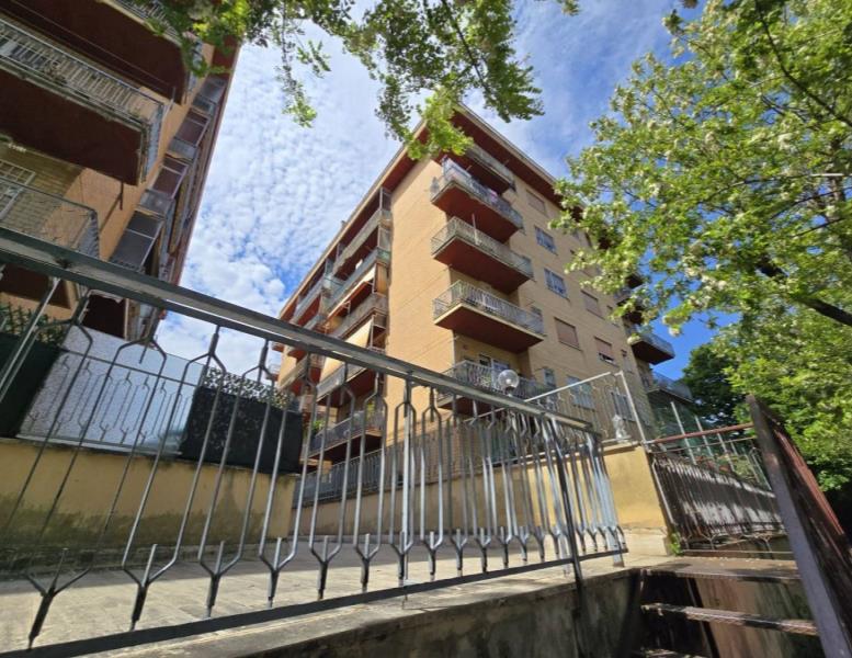 appartamento in vendita a Guidonia Montecelio in zona Guidonia