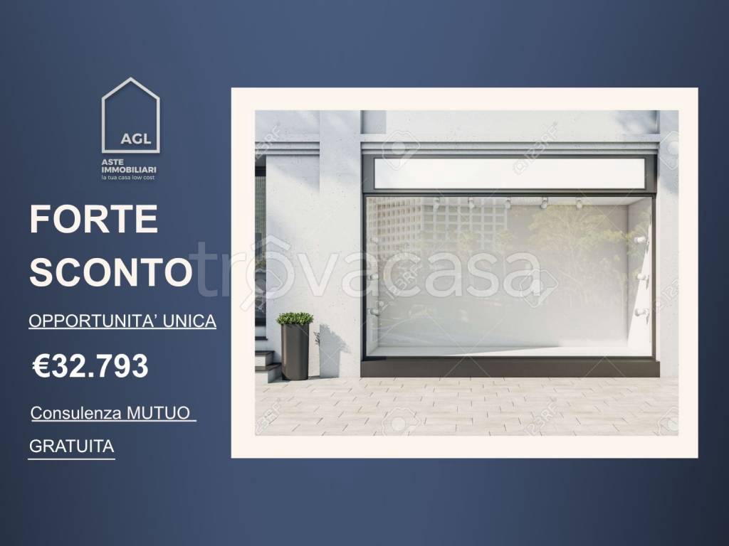 negozio in vendita a Guidonia Montecelio in zona Villanova