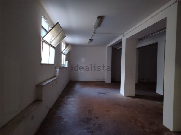 locale di sgombero in vendita a Guidonia Montecelio in zona Guidonia