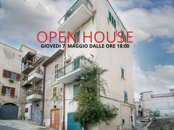 appartamento in vendita a Guidonia Montecelio in zona Montecelio