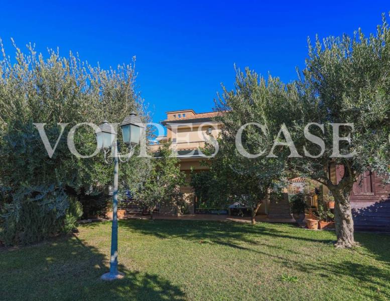 casa indipendente in vendita a Guidonia Montecelio in zona Guidonia