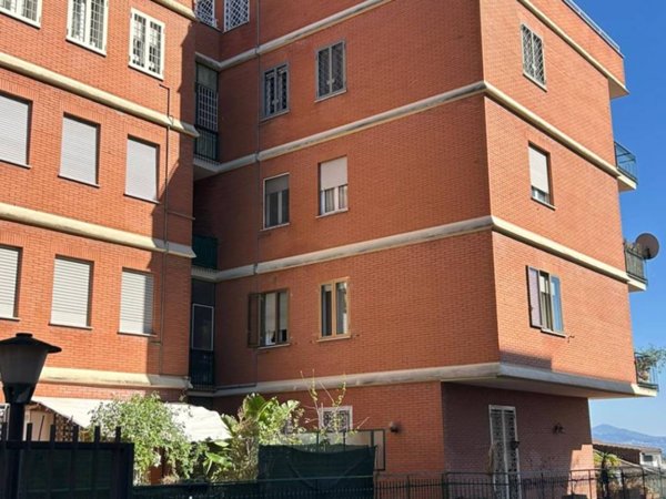 appartamento in vendita a Guidonia Montecelio in zona Colleverde