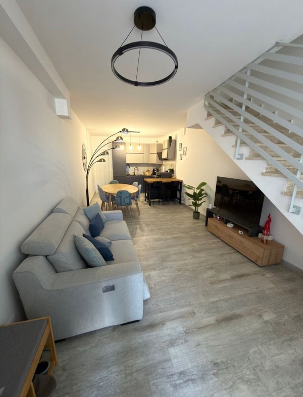 quadrivano in vendita a Guidonia Montecelio in zona Marco Simone