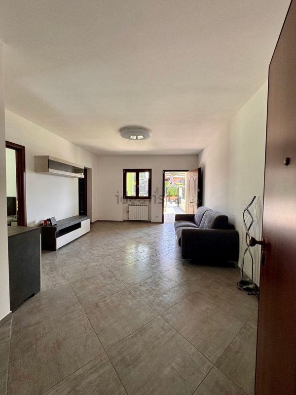 casa indipendente in vendita a Guidonia Montecelio