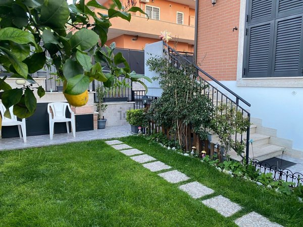 casa indipendente in vendita a Guidonia Montecelio