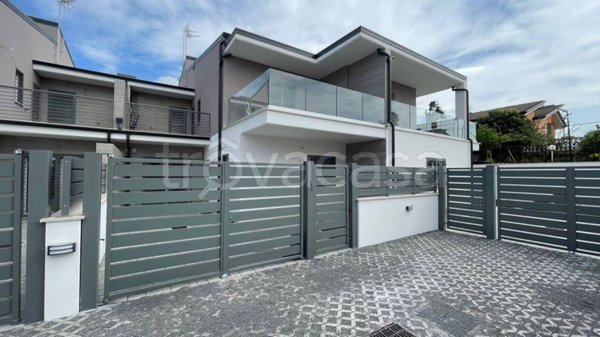 casa indipendente in vendita a Guidonia Montecelio