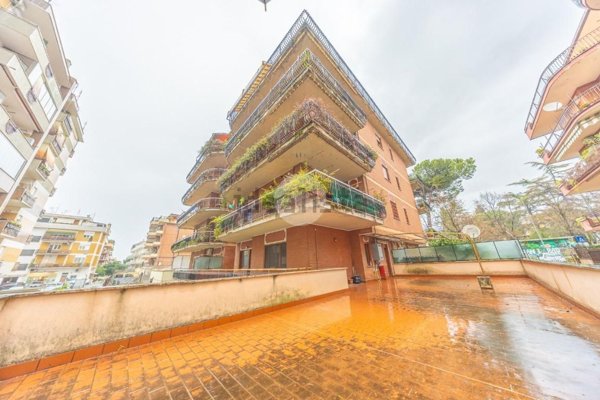 appartamento in vendita a Guidonia Montecelio in zona Colleverde