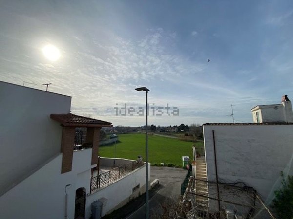 appartamento in vendita a Guidonia Montecelio in zona La Botte