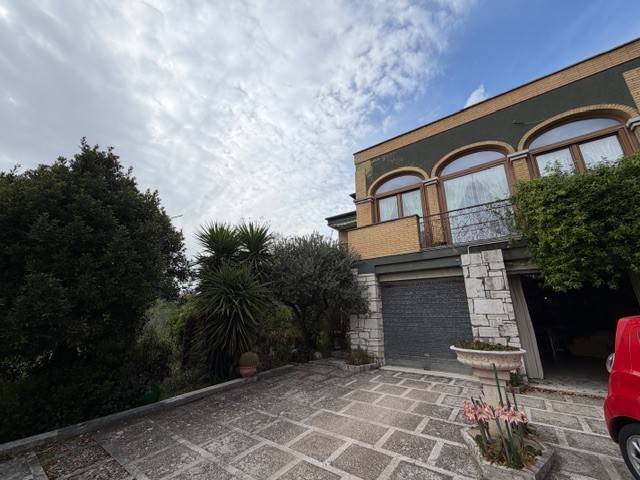 casa indipendente in vendita a Guidonia Montecelio
