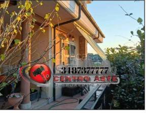 casa indipendente in vendita a Guidonia Montecelio in zona Pichini
