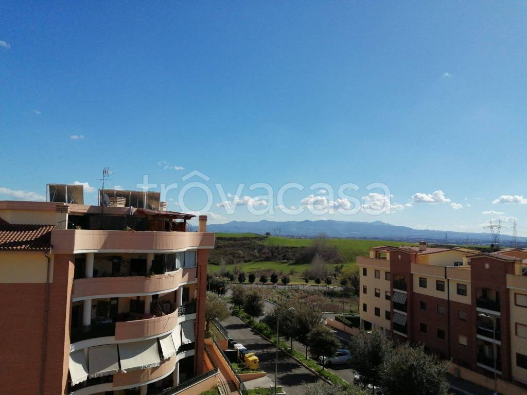 appartamento in vendita a Guidonia Montecelio in zona Setteville