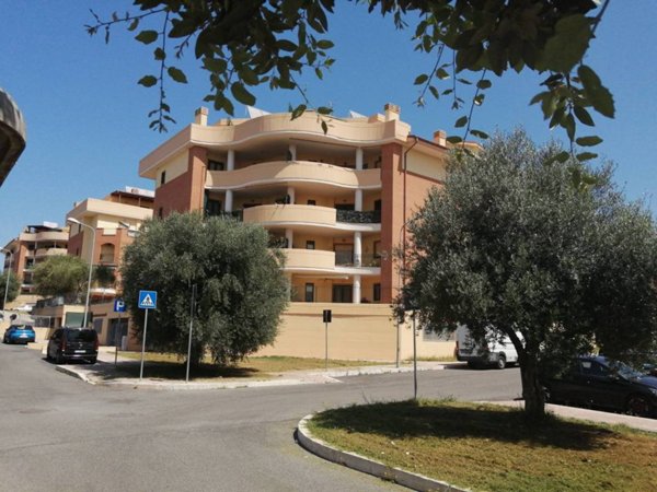 appartamento in vendita a Guidonia Montecelio in zona Setteville