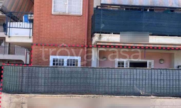 appartamento in vendita a Guidonia Montecelio in zona La Botte