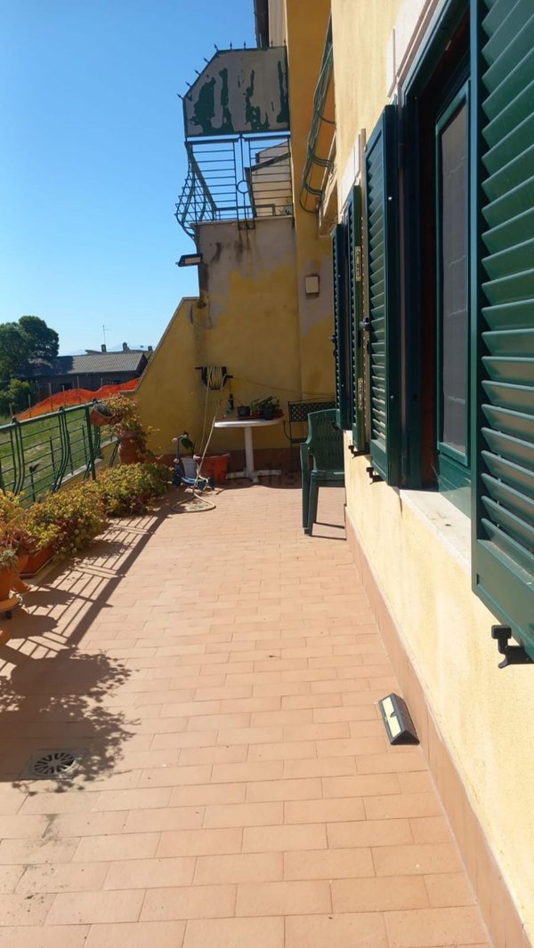 appartamento in vendita a Guidonia Montecelio in zona Pichini