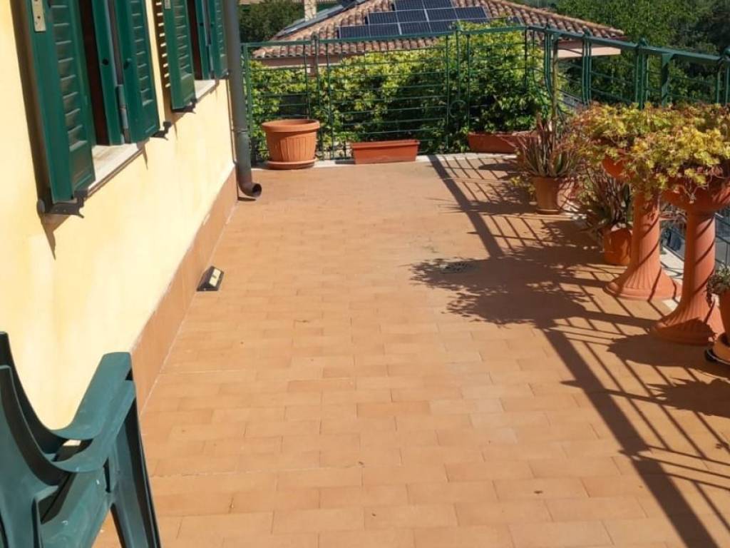 appartamento in vendita a Guidonia Montecelio in zona Pichini