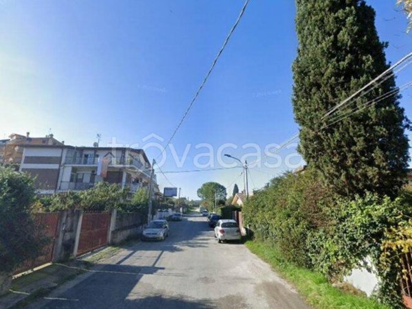casa indipendente in vendita a Guidonia Montecelio in zona Pichini