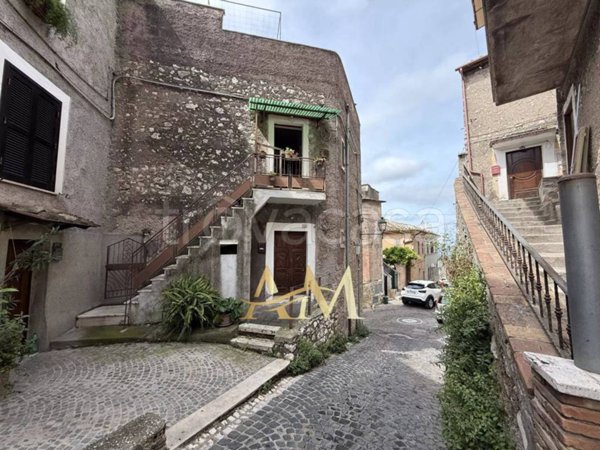 appartamento in vendita a Guidonia Montecelio in zona Montecelio