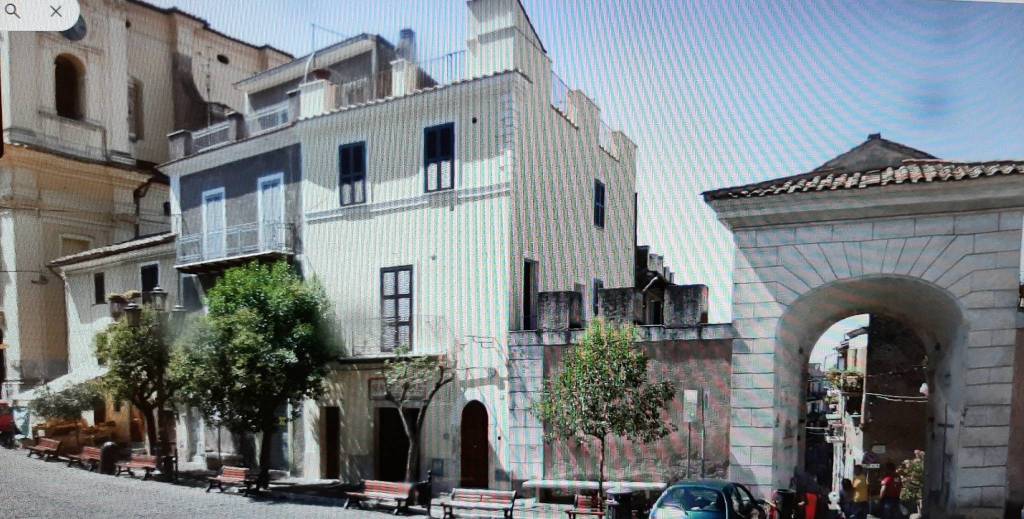 appartamento in vendita a Guidonia Montecelio in zona Montecelio