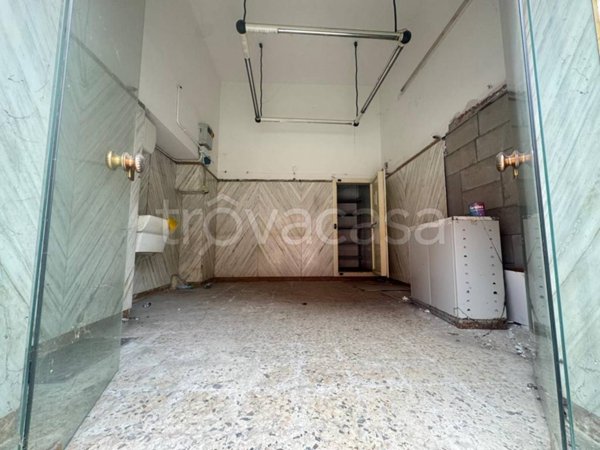 negozio in vendita a Guidonia Montecelio in zona Villalba