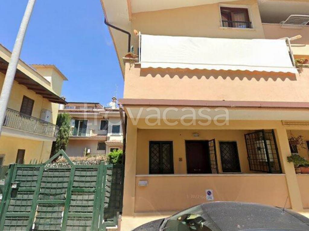 appartamento in vendita a Guidonia Montecelio in zona Villanova