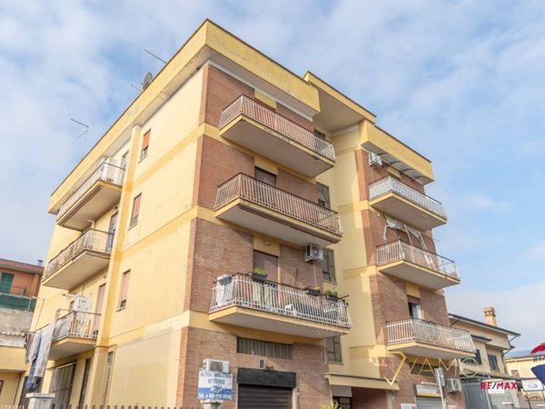 appartamento in vendita a Guidonia Montecelio in zona Setteville