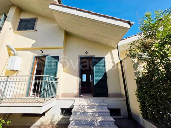 casa indipendente in vendita a Guidonia Montecelio in zona Marco Simone