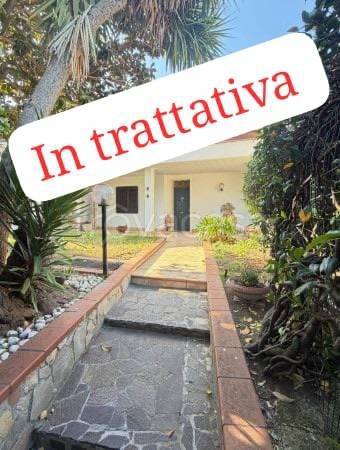 casa indipendente in vendita a Guidonia Montecelio in zona Montecelio