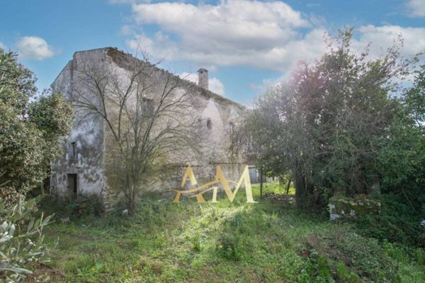 casa indipendente in vendita a Guidonia Montecelio in zona Guidonia