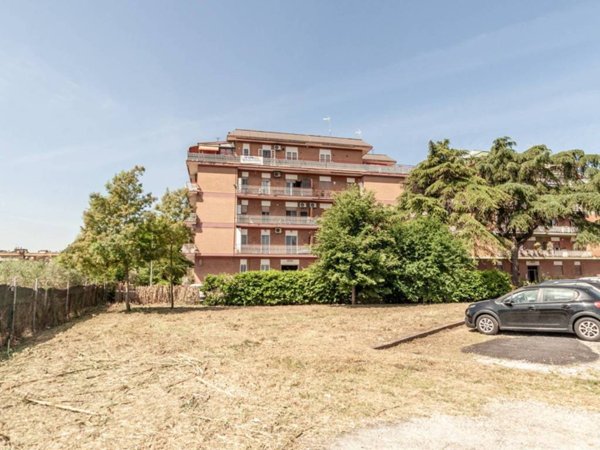 appartamento in vendita a Guidonia Montecelio