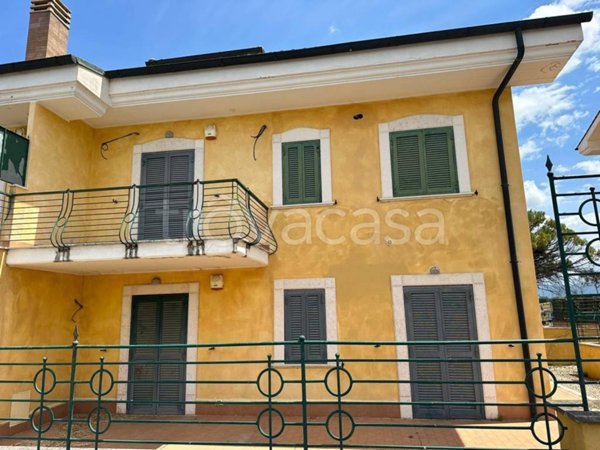 appartamento in vendita a Guidonia Montecelio in zona Pichini