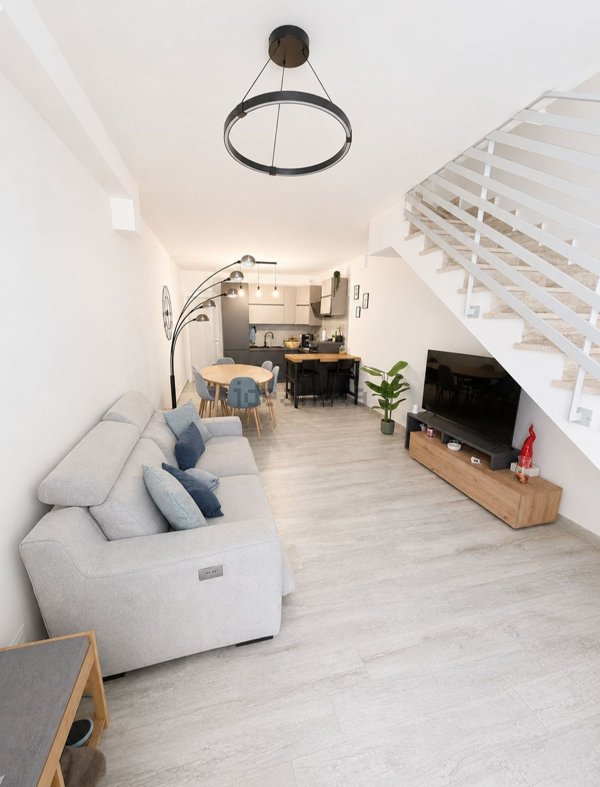 casa indipendente in vendita a Guidonia Montecelio in zona Marco Simone