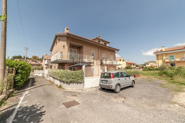 appartamento in vendita a Guidonia Montecelio